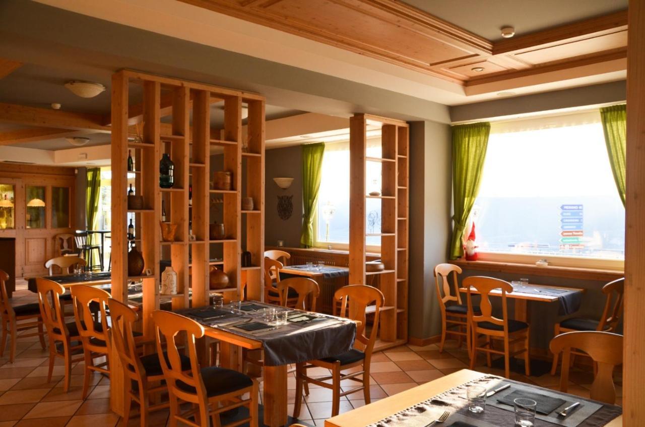 Hotel Villa Argentina Ronzone Extérieur photo